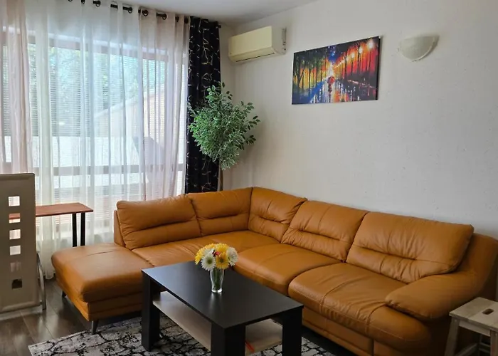 アパート La Escape ヴァルナ